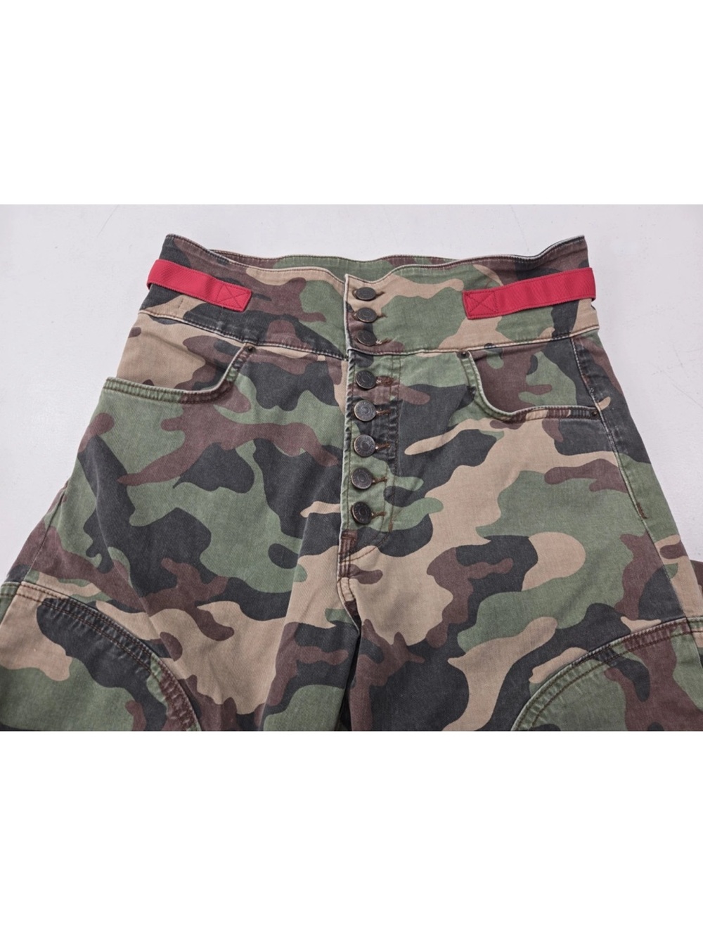 Veronica Beard Kane Tapered Jeans Green Camo High Rise Utility Size 28 Womens - Picture 3 of 13